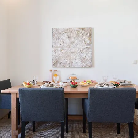 Host Wise - Modern Comfy Flat * Oporto