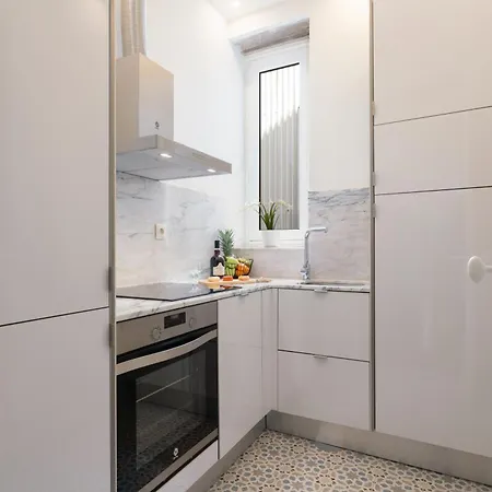 Host Wise - Modern Comfy Flat
