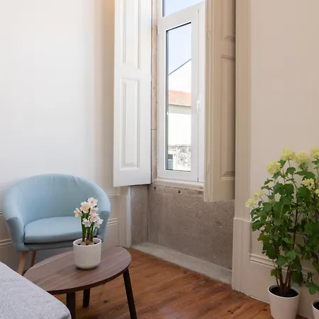Host Wise - Modern Comfy Flat Oporto