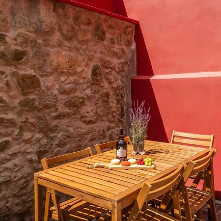 Host Wise - Modern Comfy Flat Daire