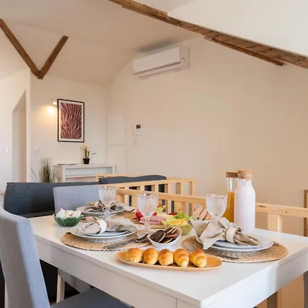 Host Wise - Modern Comfy Flat * Oporto